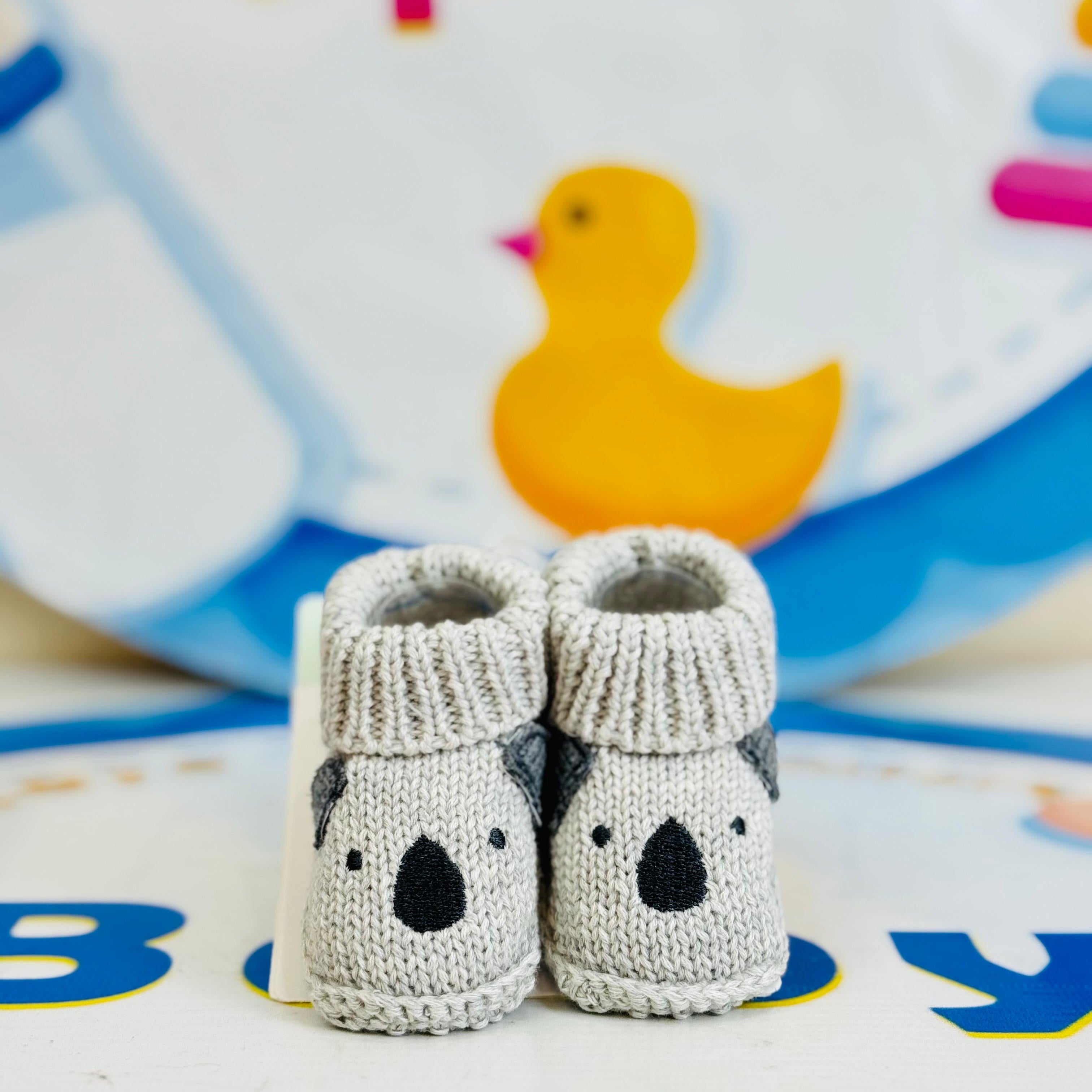🧸 Imported Baby Woolen Booties Collection 🍼✨

Keep your little one’s tiny feet warm, cozy & stylish this winter! ❄️💖 Made from pure wool, these adorable newborn baby booties are designed with cute teddy bear details – making them the perfect blend of comfort & cuteness. 🐻

⭐ Why Moms Love Them:

👶 Imported Baby Woolen Booties – soft, cozy & skin-friendly

🧸 Adorable Teddy Bear Design – perfect for newborn baby outfits

❄️ Winter Essential – keeps your baby’s feet warm & protected

📏 Size: 0–9 Months 