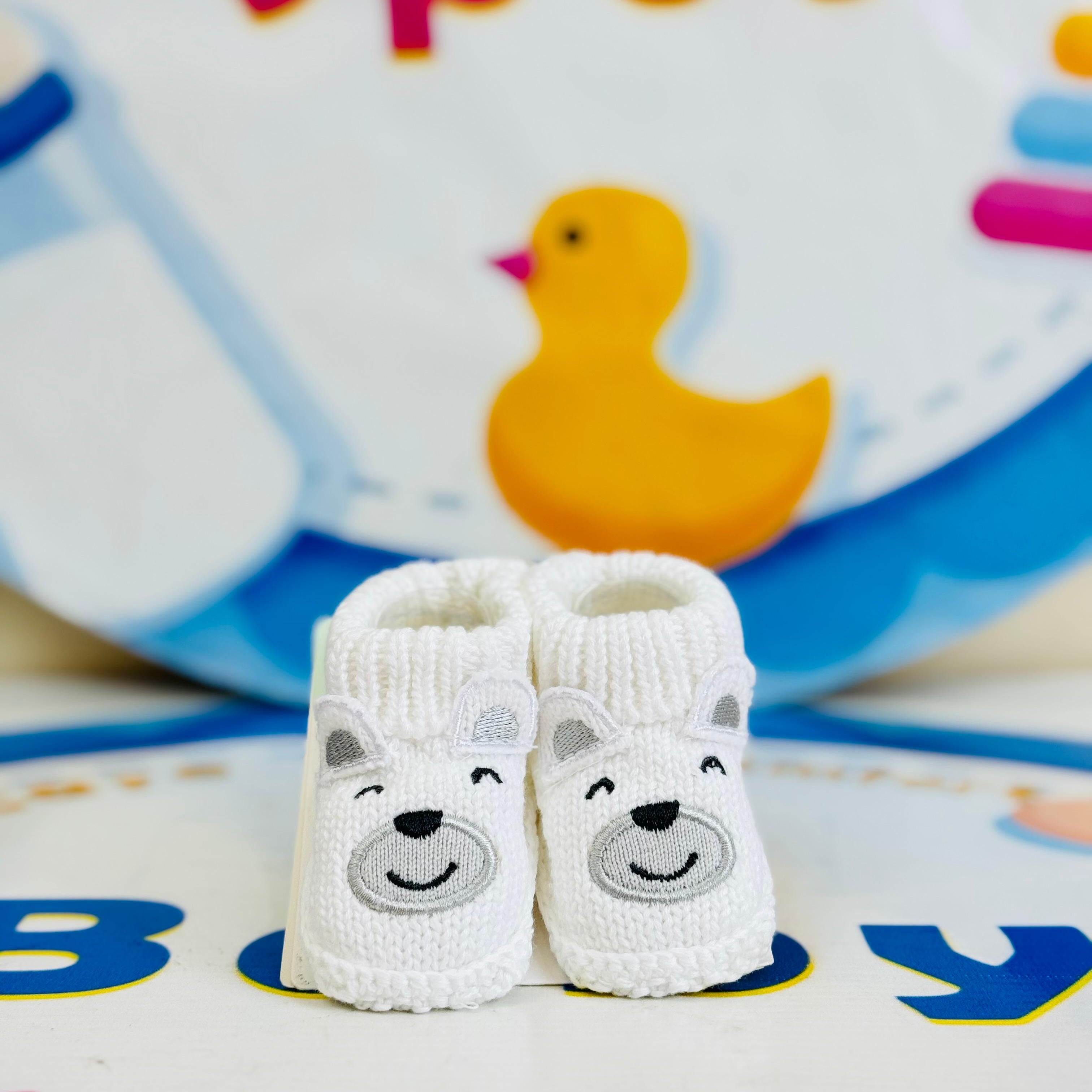 🧸 Imported Baby Woolen Booties Collection 🍼✨

Keep your little one’s tiny feet warm, cozy & stylish this winter! ❄️💖 Made from pure wool, these adorable newborn baby booties are designed with cute teddy bear details – making them the perfect blend of comfort & cuteness. 🐻

⭐ Why Moms Love Them:

👶 Imported Baby Woolen Booties – soft, cozy & skin-friendly

🧸 Adorable Teddy Bear Design – perfect for newborn baby outfits

❄️ Winter Essential – keeps your baby’s feet warm & protected

📏 Size: 0–9 Months 