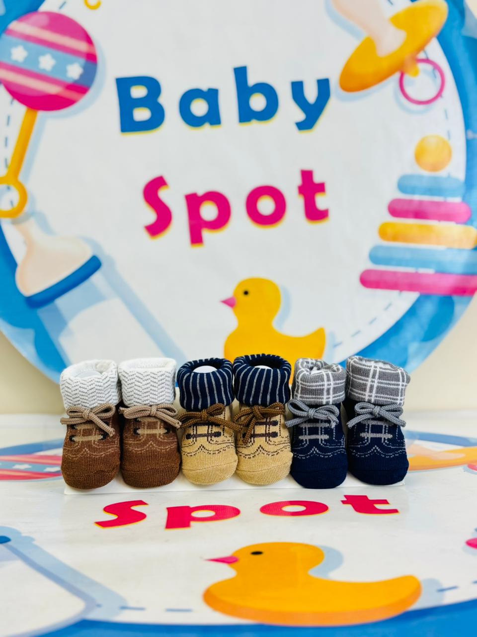 Hudson Baby® Premium Pack of 3 Socks Booties