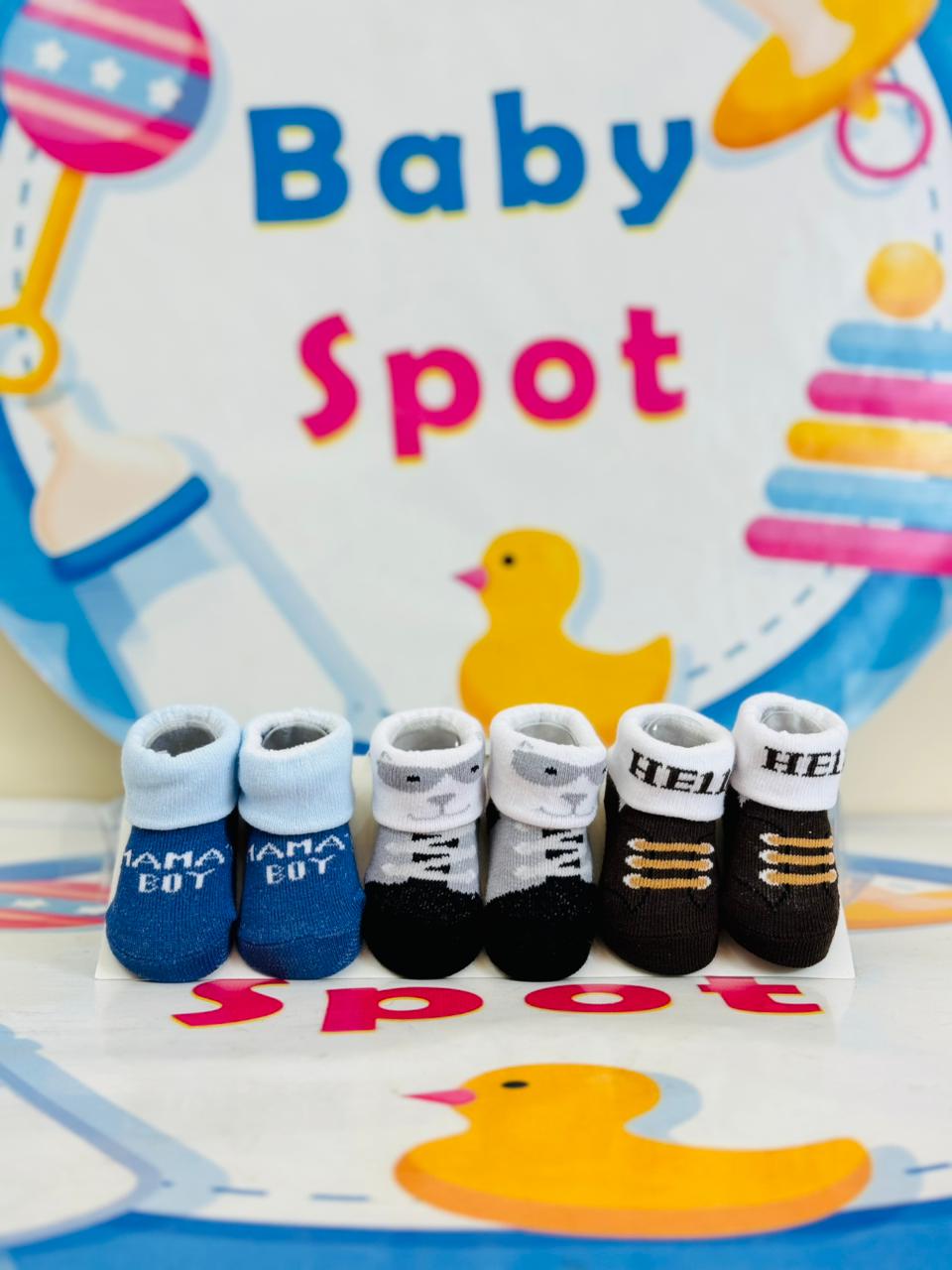 Hudson Baby® Premium Pack of 3 Socks Booties