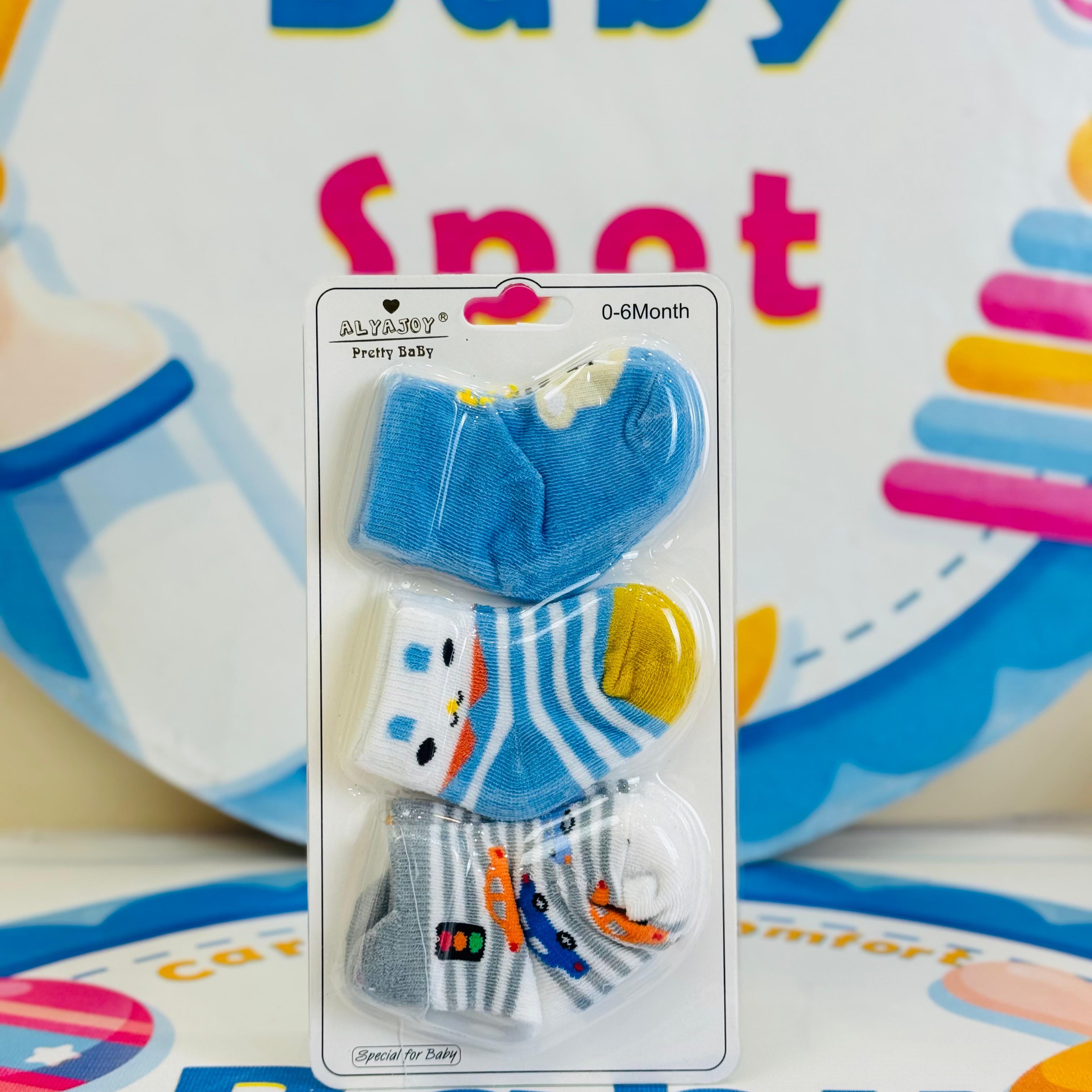 Hudson Baby –Set of 3 Socks for Newborns