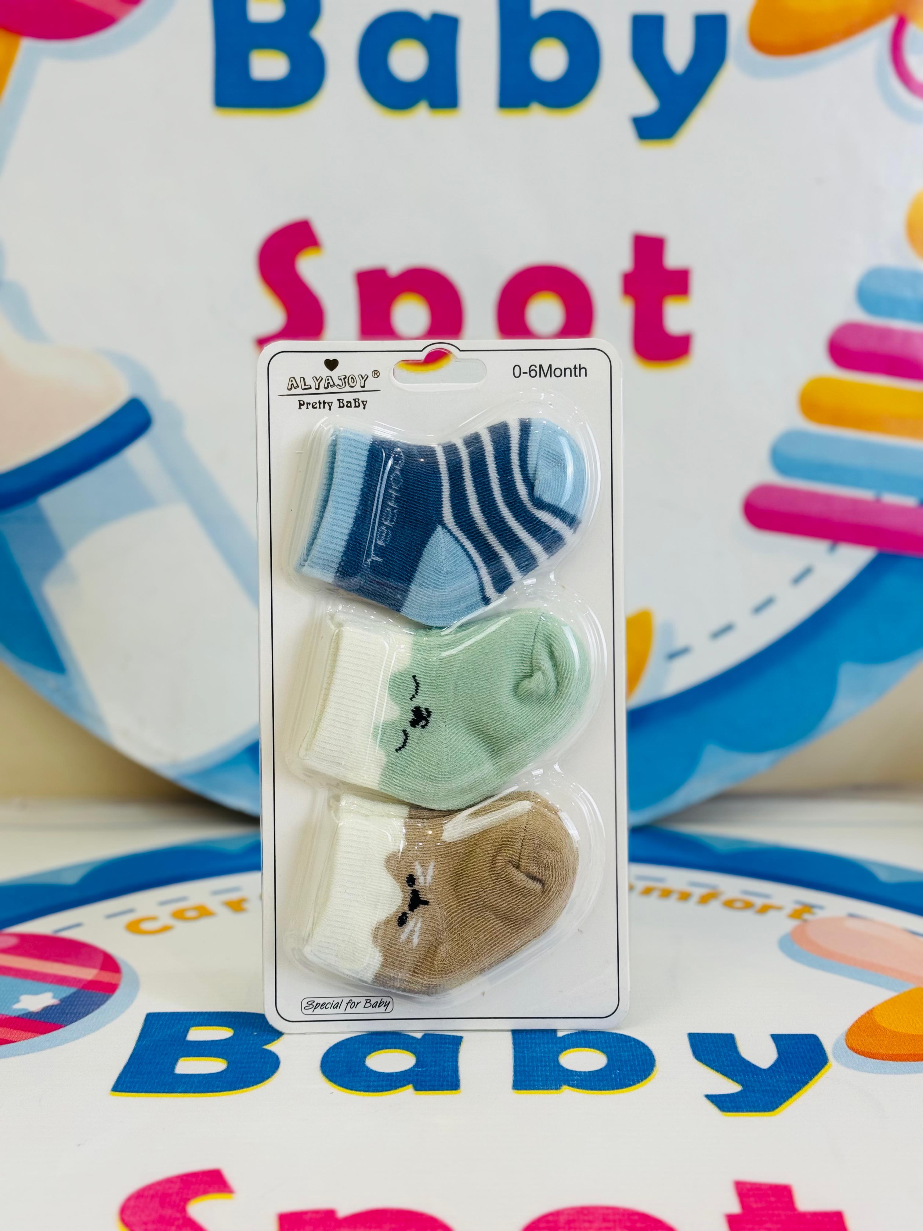 Hudson Baby –Set of 3 Socks for Newborns