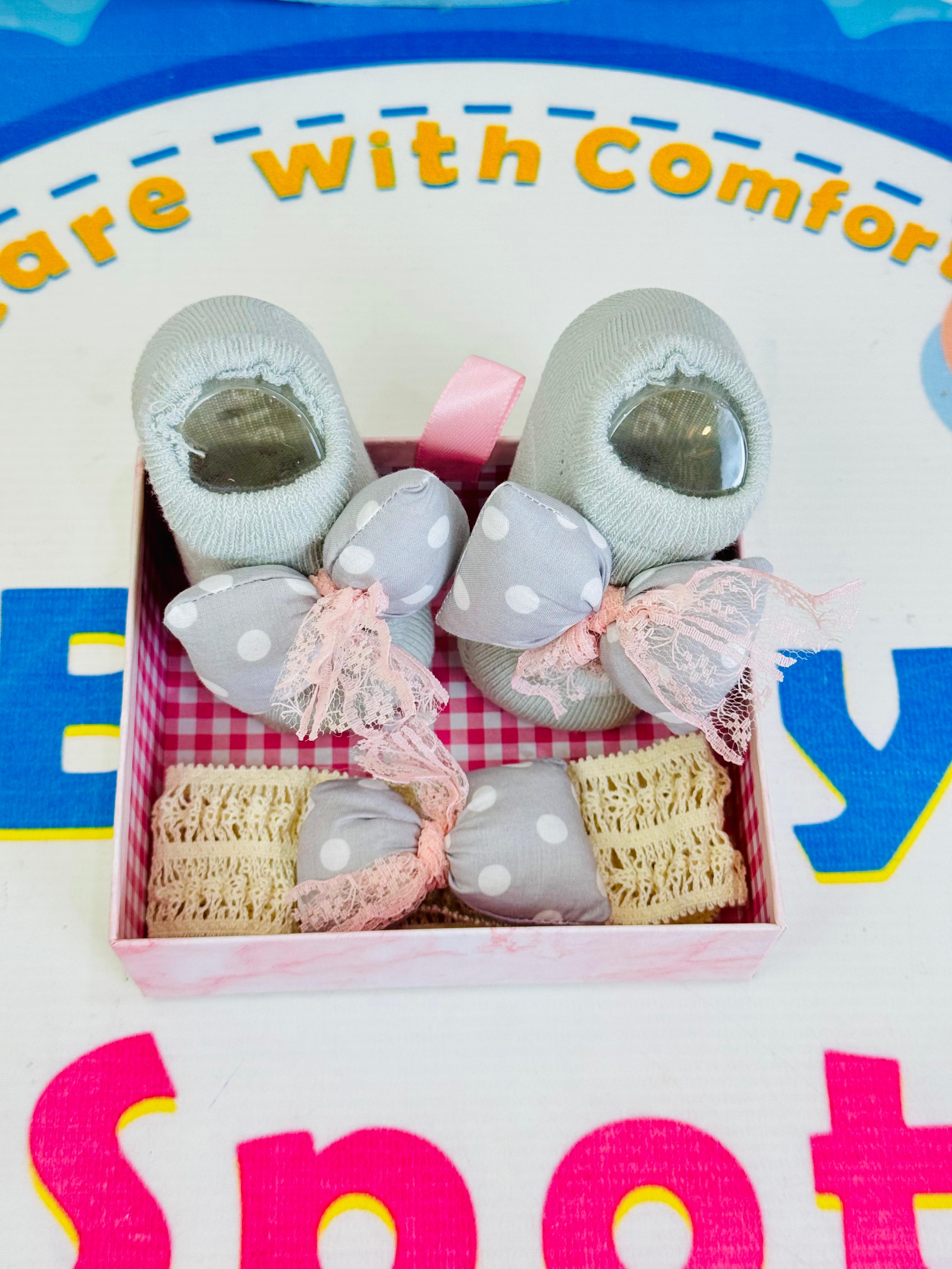 Baby Fancy Botti with Matching Hair Band – Box Packing
