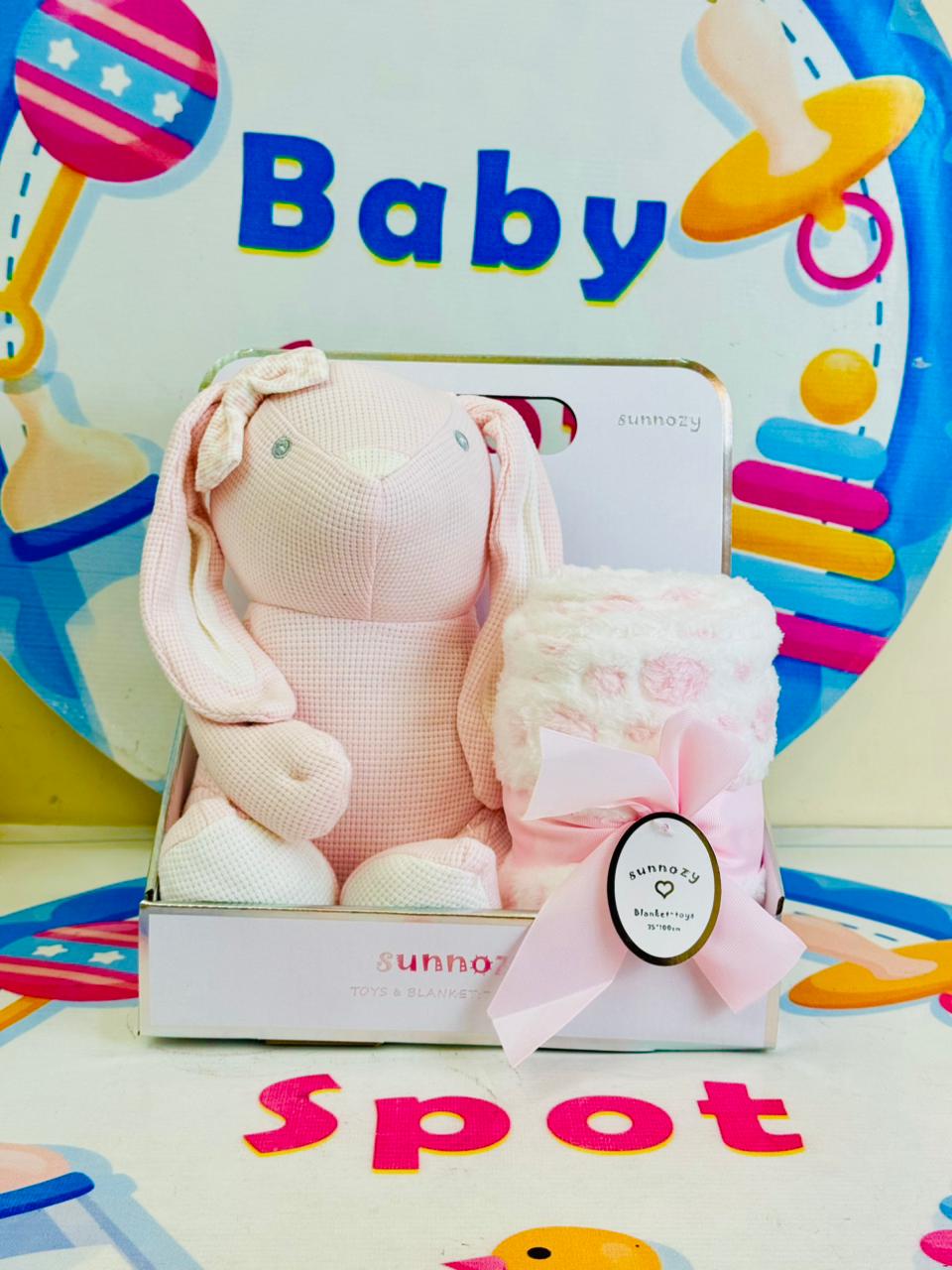 Sunnozy baby blanket with Toy pink