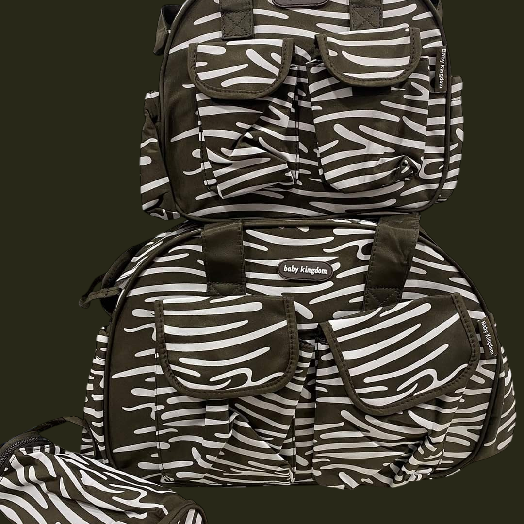 D-Shape Baby Bags / Mother Bags Set Collection

👜 Complete solution for every mom’s needs!

Set Includes:

🟢 1 Large D Bag: Spacious design for all baby essentials.

🟢 1 Small D Bag: Compact and perfect for quick trips.

🟢 1 Changing Sheet: Convenient for diaper changes anywhere.


Key Features:

🔥 Premium Quality: Made with durable and lightweight material.

💼 Stylish & Functional: Trendy D-shape with organized compartments.

✅ Easy to Clean: Perfect for everyday use and travel.

🎨 Multiple Color Op