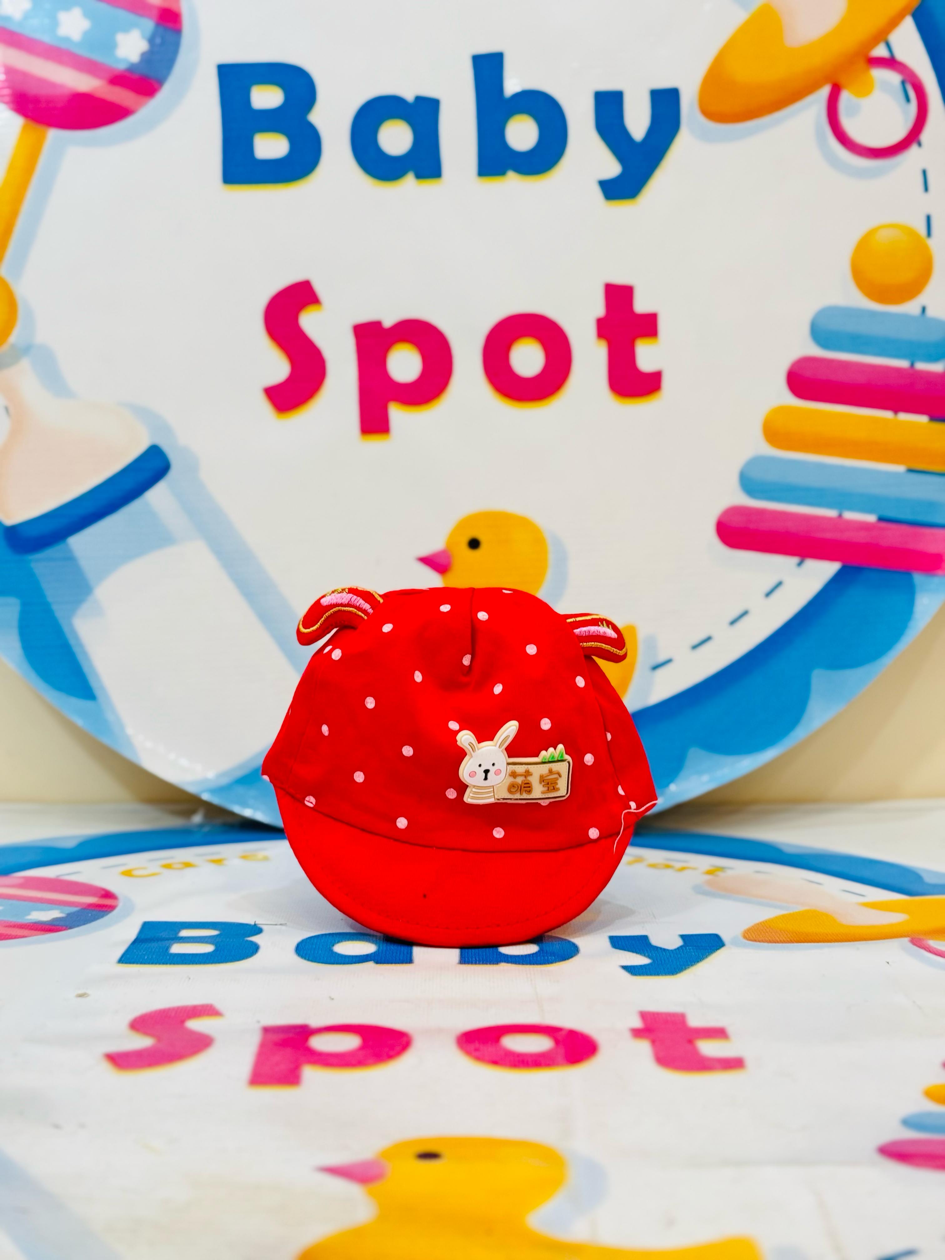 👶 Baby P-Cap Style Cotton Caps – Summer Essentials! ☀️

🔸 Trendy P-Cap Design – Stylish and practical caps to keep your baby cool and fashionable this summer.

🔸 Soft Cotton Material – Made with breathable, lightweight cotton, ensuring comfort for your baby's delicate skin.

🔸 Vibrant Color Options – Available in 4-5 beautiful colors to match any outfit.

🔸 Ideal Size – Perfect fit for babies aged 0-6 months, ensuring both comfort and style.

🔸 Sun Protection – Shields your baby's head from harsh sunl