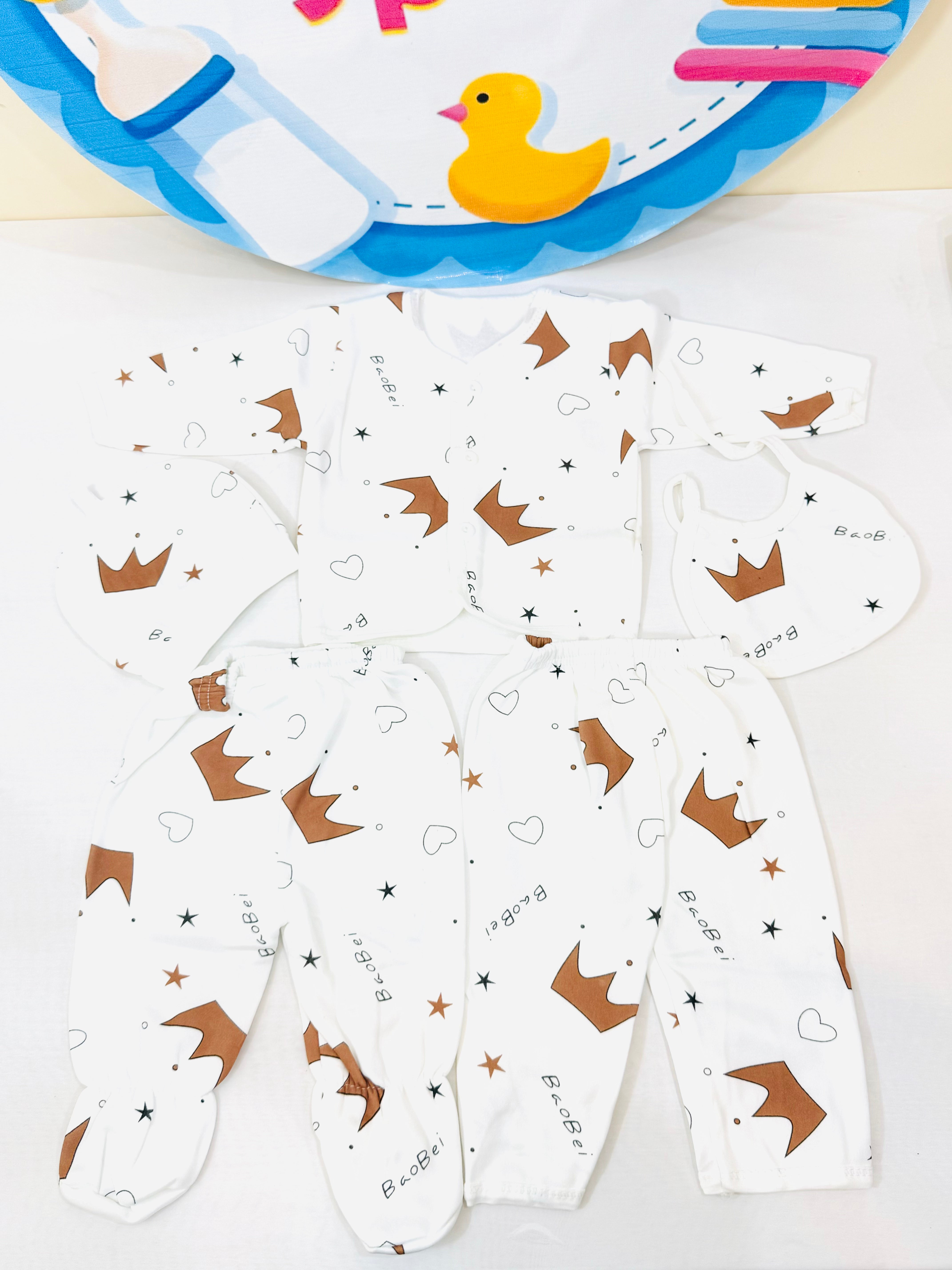 Crown Theme winter Baby Suits – 5 Pcs Set#babyspotofficial #babyclothespakistan #newbornclothes #babyfashion #babyoutfit #babysuits #babywear #newbornessentials #babyclothingstore #babystorepakistan #babyshoponline #cutebabies #babyaccessories #newborngift #babyproducts #babyboyoutfits #babygirloutfits #babyset #babyshopping #onlineshoppingpakistan #trendingbabyfashion #royalbaby #crownstylebaby #babyclothing

