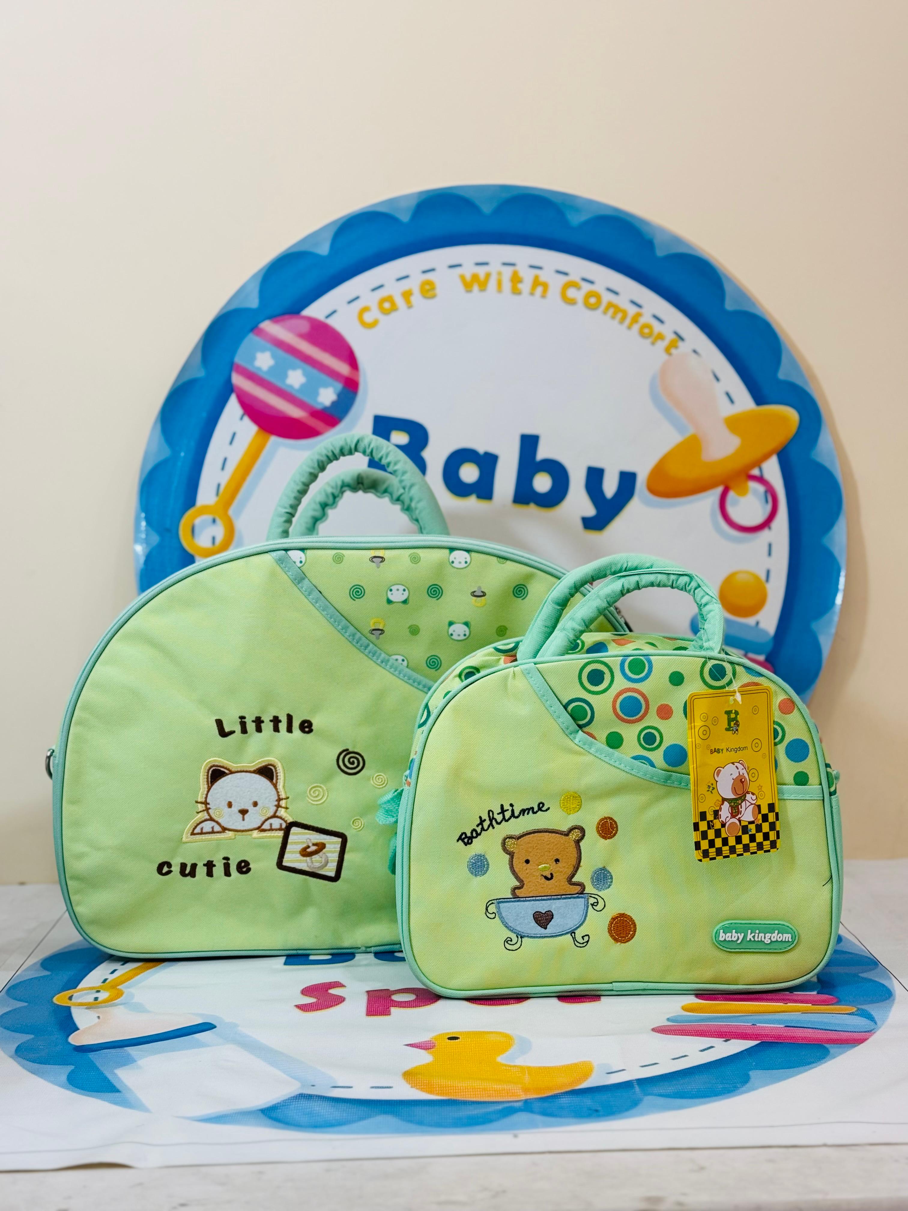 D-Shape Baby Bags / Mother Bags Set Collection

👜 Complete solution for every mom’s needs!

Set Includes:

🟢 1 Large D Bag: Spacious design for all baby essentials.

🟢 1 Small D Bag: Compact and perfect for quick trips.

🟢 1 Changing Sheet: Convenient for diaper changes anywhere.

Key Features:

🔥 Premium Quality: Made with durable and lightweight material.

💼 Stylish & Functional: Trendy D-shape with organized compartments.

✅ Easy to Clean: Perfect for everyday use and travel.

🎨 Multiple Color Opt