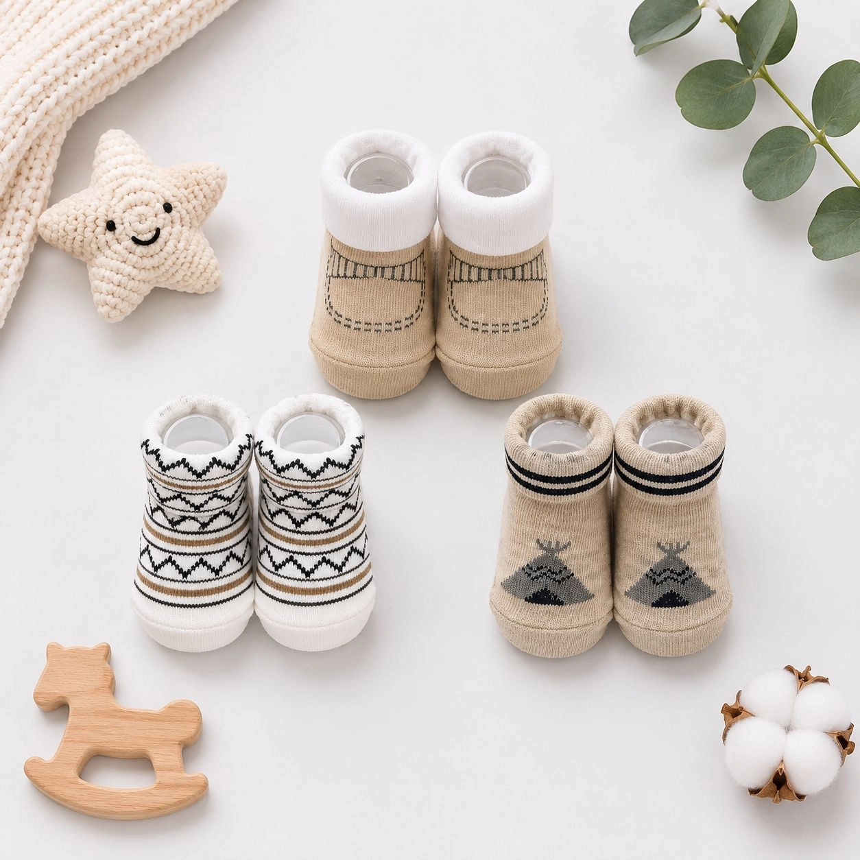 Hudson Baby® Premium Pack of 3 Socks Booties