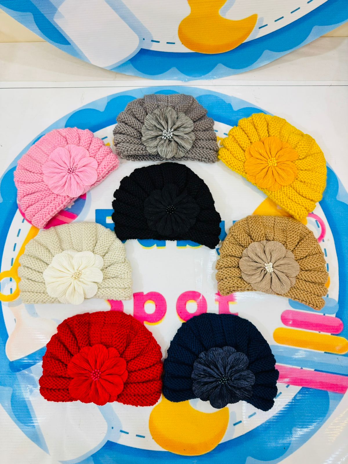 🌸 Premium Range Baby Girls Woolen Turban Caps Collection 🌸

Product Features:

🎀 Stylish Design: Adorable woolen turban caps perfect for baby girls.

🎨 Color Variety: Available in 7-8 beautiful colors to match any outfit.

🧶 Soft Woolen Material: Keeps your baby cozy and warm in winter.

💸 Affordable Pricing:

Single Cap: 750 Rs each

Buy Any 2: Just 1300 Rs

Why Choose These Caps?

Perfect accessory for winter outings and photo shoots.

Easy to wear and gentle on your baby’s skin.

Durable and made w